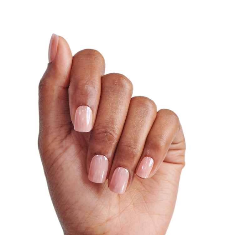 Bare But Better - Premium Nails - Intro in een natuurlijke nude kleur, perfect voor een elegante manicure.