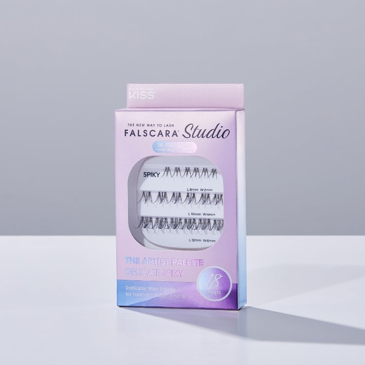 Falscara Studio Palette 8mm-12mm Delicate Spiky in een roze verpakking met spiky wimpers in verschillende lengtes.