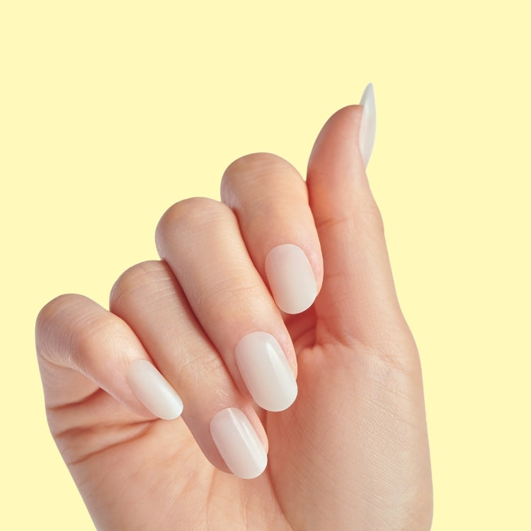 100 Full Cover Nails - Active Oval in een zachte nude kleur, perfect voor een natuurlijke look.