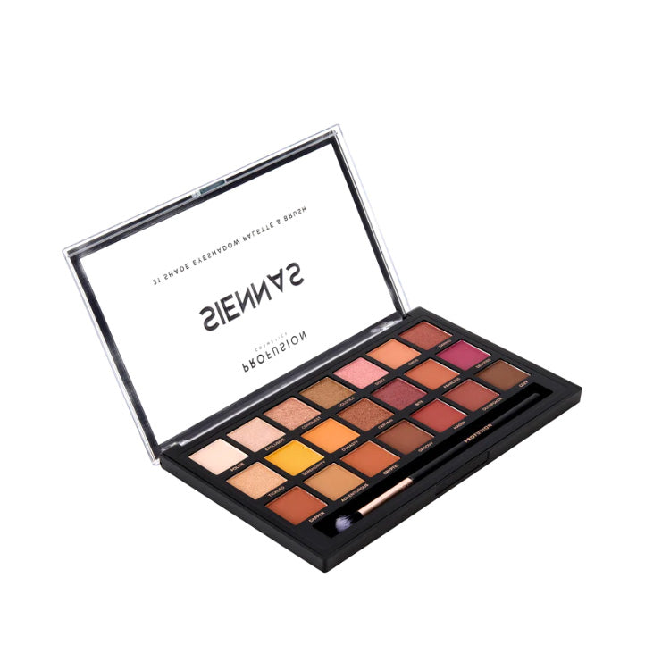 Pro Artistry Palette Siennas met 18 warme tinten in een stijlvolle zwarte verpakking en een bijgeleverd penseel.