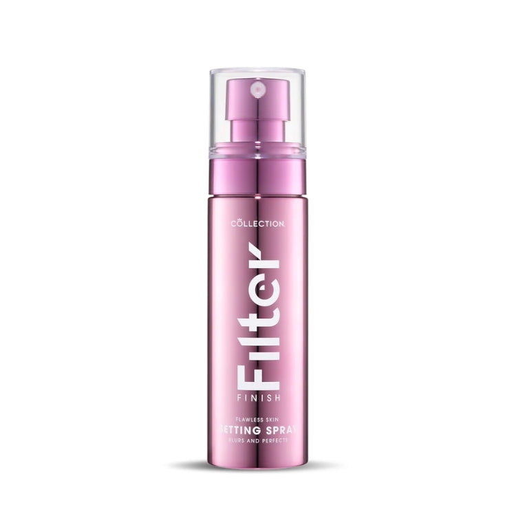 Filter Finish Flawless Skin Setting Spray in een elegante, lichtroze sprayfles voor een langdurige make-up fixatie.