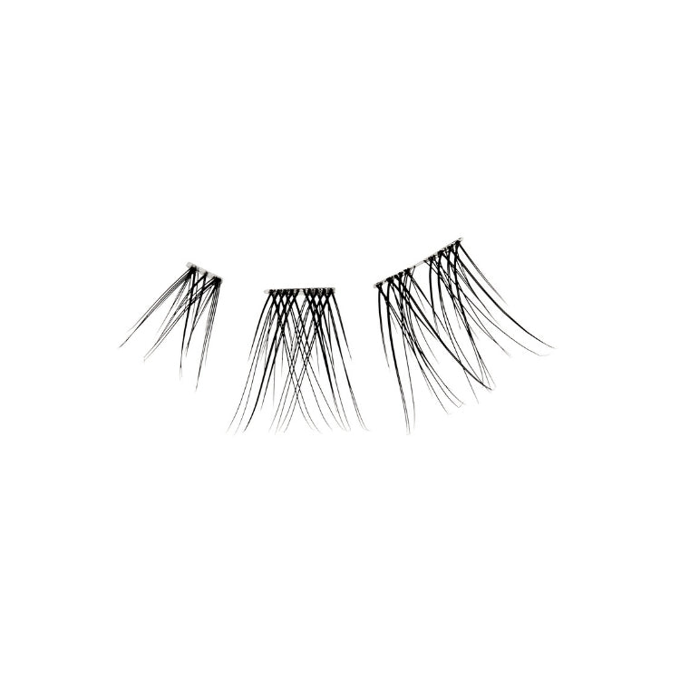 Falscara Studio Palette 8mm-12mm | Delicate Light met zwarte wimpers in een elegante verpakking.