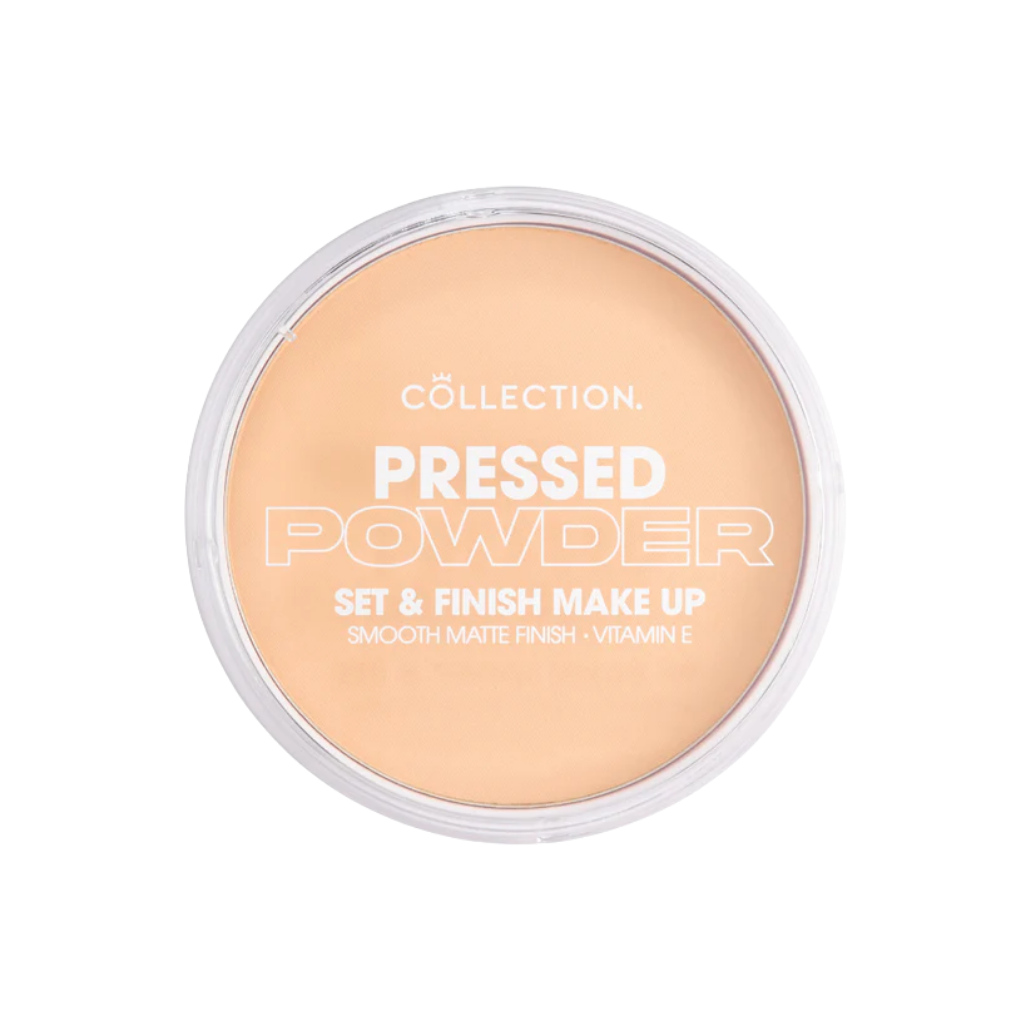 Pressed Powder in een ronde, doorzichtige verpakking met een matte, lichte kleur voor een egale teint.
