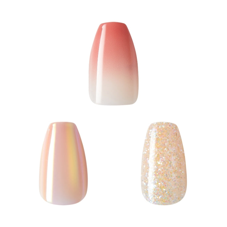 Gel Fantasy Nails - Problem Solved met drie nagelontwerpen: ombre in roze, parelmoer en glinsterend. Perfect voor een tren...
