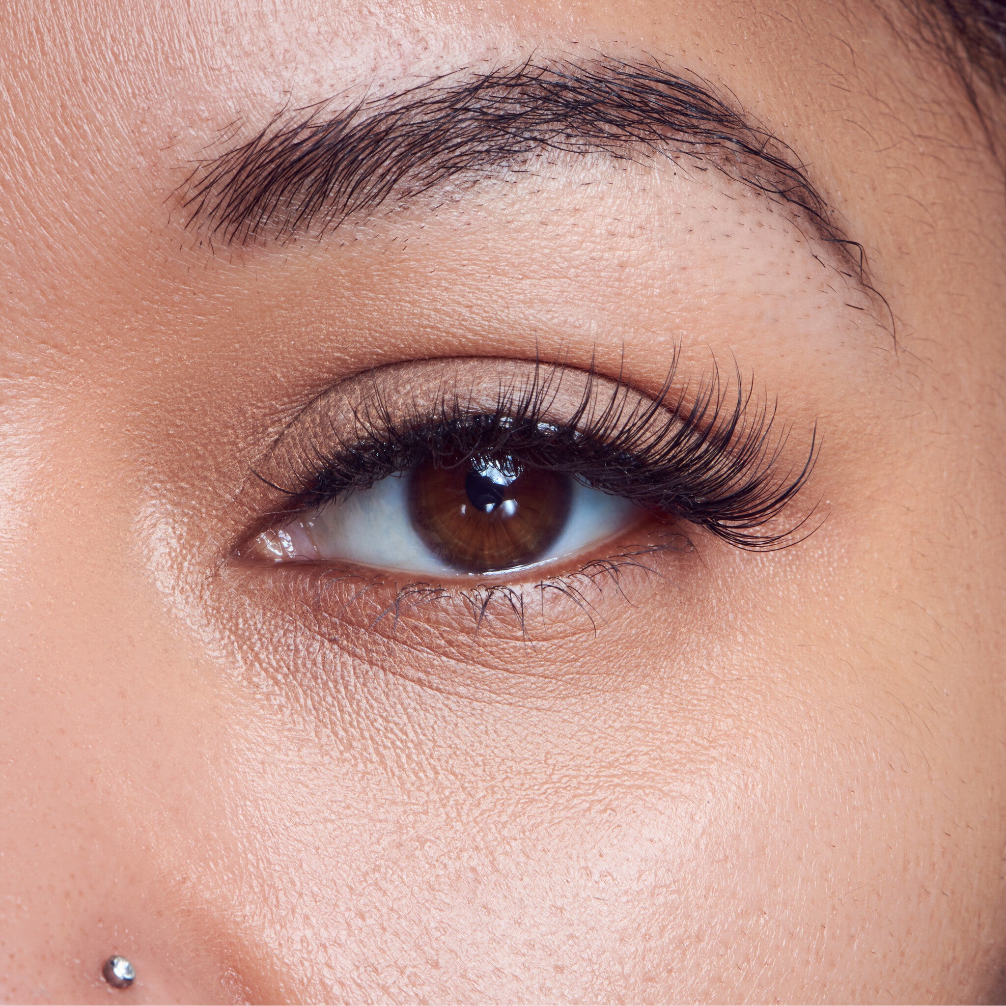 Kiss Bare Collection - KAR01C, natuurlijke wimpers voor een subtiele, elegante look met een mooie krul.