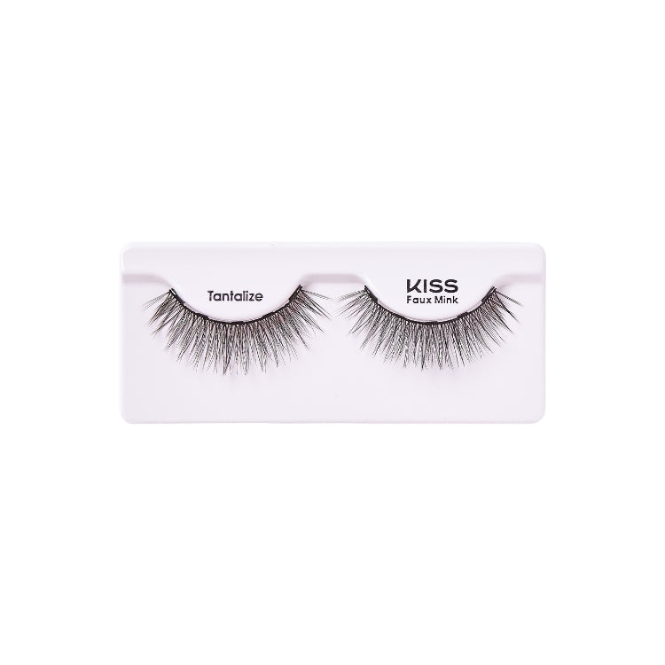 Magnetic Lashes - Tantalize, zwarte faux mink wimpers in een witte verpakking, perfect voor een glamoureuze look.